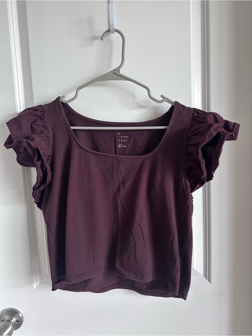 a new day Ruffle Sleeve Scoop Crop Top